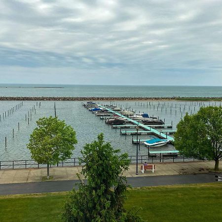 Clarion Hotel Conference Center On Lake Erie Dunkirk Esterno foto