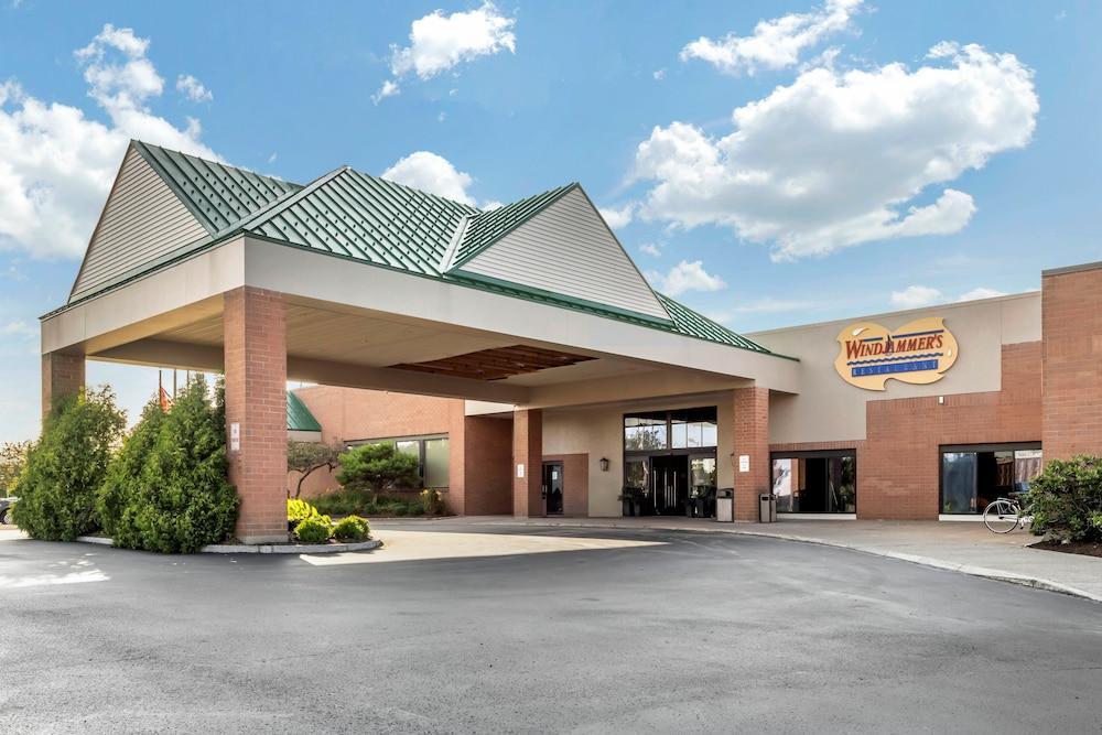 Clarion Hotel Conference Center On Lake Erie Dunkirk Esterno foto