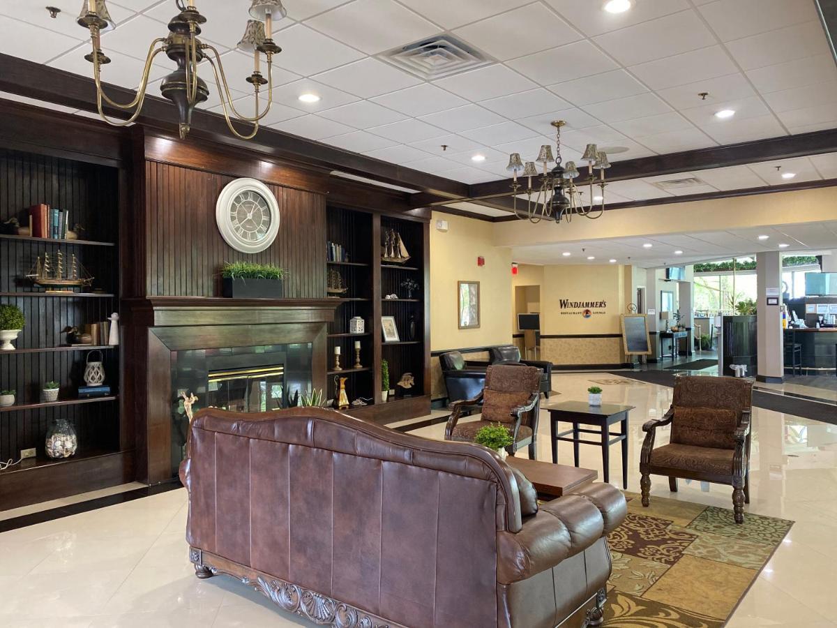 Clarion Hotel Conference Center On Lake Erie Dunkirk Esterno foto