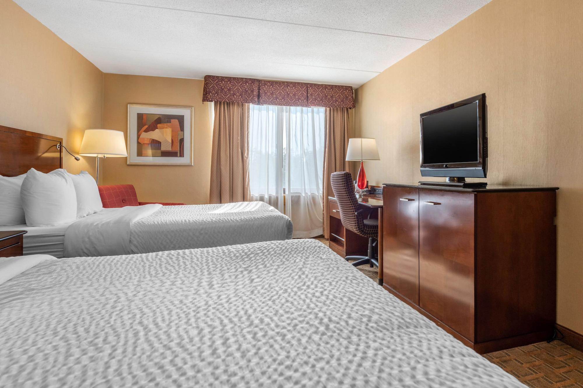 Clarion Hotel Conference Center On Lake Erie Dunkirk Esterno foto