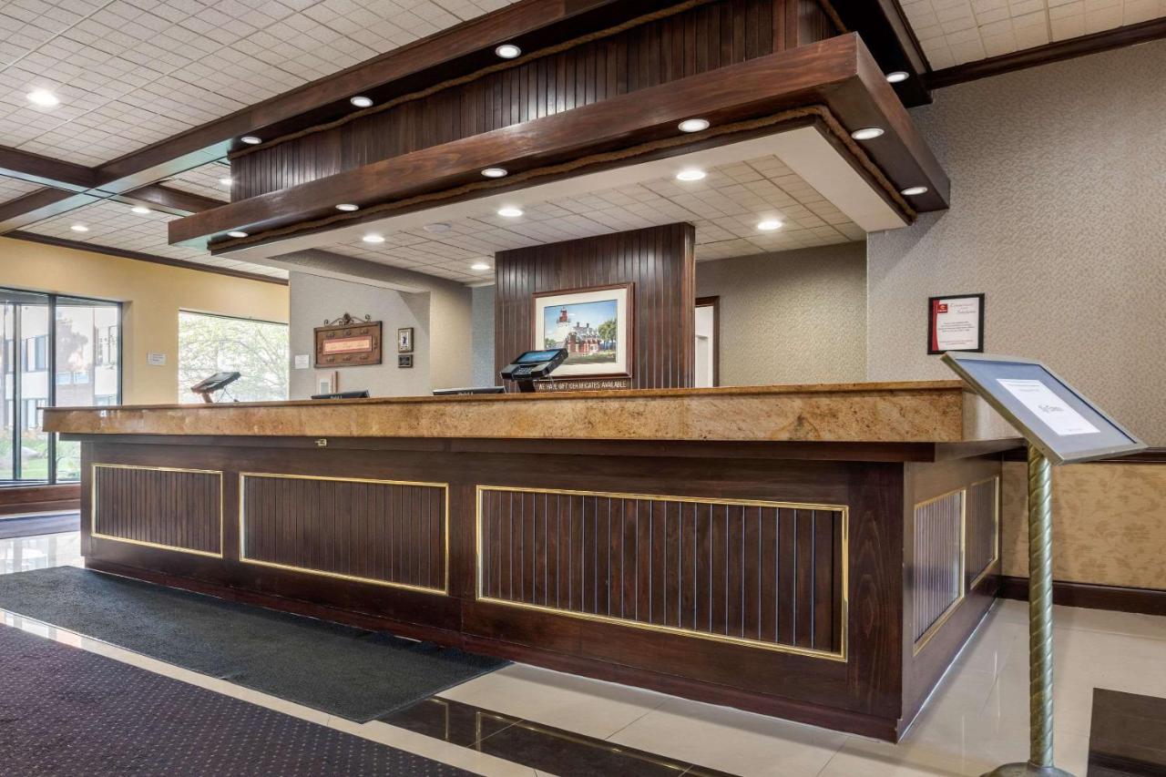 Clarion Hotel Conference Center On Lake Erie Dunkirk Esterno foto
