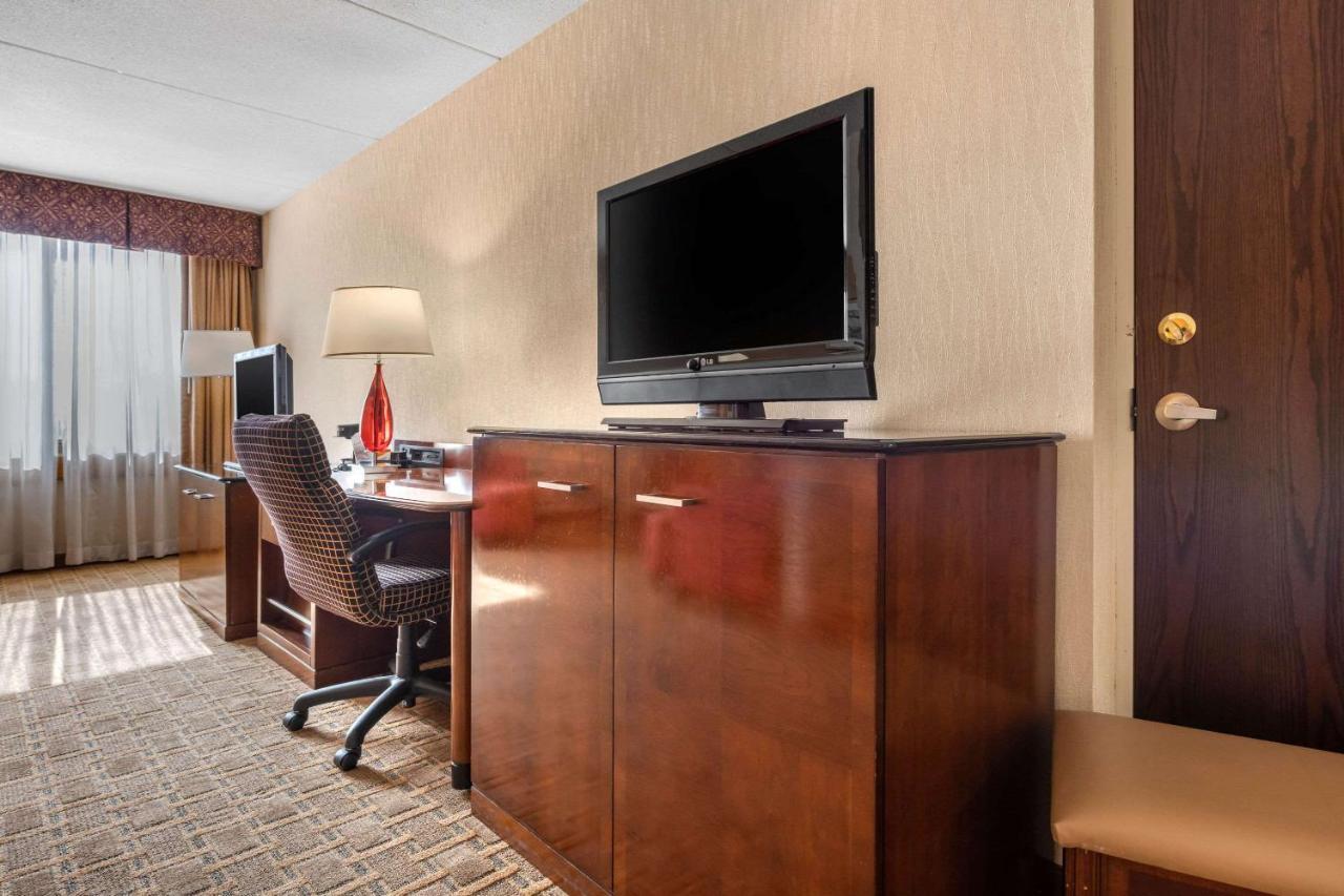 Clarion Hotel Conference Center On Lake Erie Dunkirk Esterno foto
